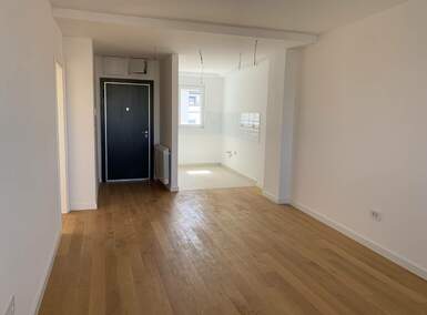 Cetvorosoban stan, Beograd, Vukov Spomenik, prodaja, 95m2, 399000e, id1417073