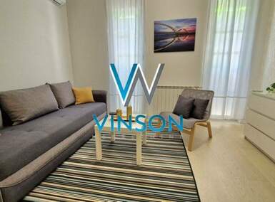 Garsonjera, Novi Sad, Centar, izdavanje, 28m2, 320e, id1000399
