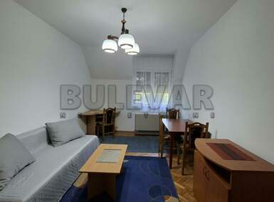 Jednoiposoban stan, Niš, Vojna bolnica, izdavanje, 38m2, 260e, id952992