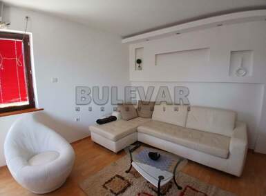 Jednoiposoban stan, Niš, Mokranjčeva, izdavanje, 46m2, 300e, id1421284