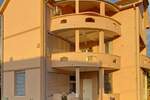 Kuca, Beograd, Obrenovac (mesto), prodaja, 286m2, 300000e, id1360536