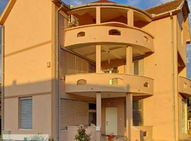 Kuca, Beograd, Obrenovac (mesto), prodaja, 286m2, 300000e, id1360536