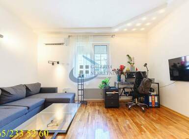 Jednoiposoban stan, Beograd, Severni bulevar , prodaja, 35m2, 135000e, id1421856