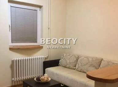 Jednosoban stan, Novi Sad, Centar, izdavanje, 28m2, 300e, id1422981