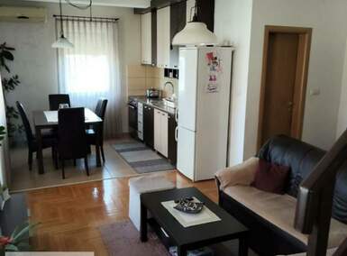 Dvoiposoban stan, Beograd, Rvati, prodaja, 72m2, 117000e, id1424530
