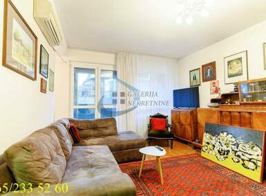 Trosoban stan, Beograd, Klinički centar , prodaja, 79m2, 295000e, id1424543