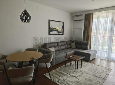 Dvosoban stan, Niš, Bulevar Nemanjića, izdavanje, 56m2, 550e, id1426663
