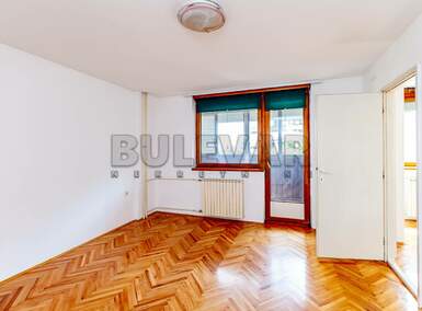 Jednoiposoban stan, Niš, Duvanište, prodaja, 38m2, 79300e, id1427758