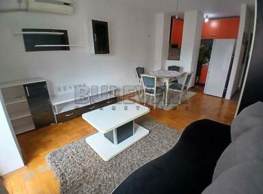 Jednoiposoban stan, Niš, Centar, izdavanje, 40m2, 320e, id1371378