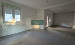 Troiposoban stan, Jagodina, prodaja, 142m2, 105000e, id1428042