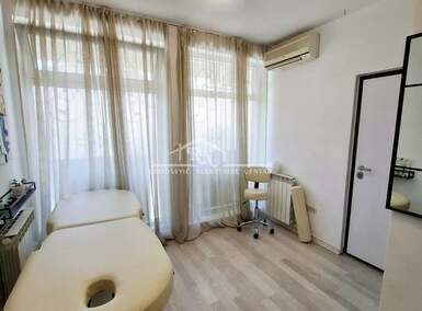 Poslovni prostor / Lokal, Beograd, Hram Svetog Save, prodaja, 13m2, 75000e, id1426747