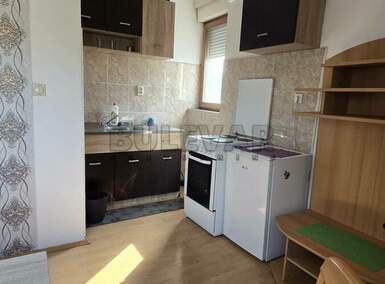 Jednoiposoban stan, Niš, Centar, izdavanje, 40m2, 250e, id1428473