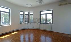 Poslovni prostor / Lokal, Niš, Centar, izdavanje, 77m2, 800e, id1428476
