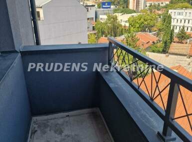 Jednoiposoban stan, Beograd, Dušanovac, prodaja, 47m2, 139500e, id1384794