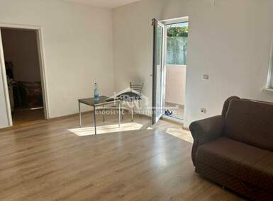 Dvoiposoban stan, Beograd, Petlovo Brdo, prodaja, 51m2, 75000e, id1428883