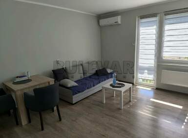 Garsonjera, Niš, Medicinski fakultet, izdavanje, 29m2, 250e, id1430445