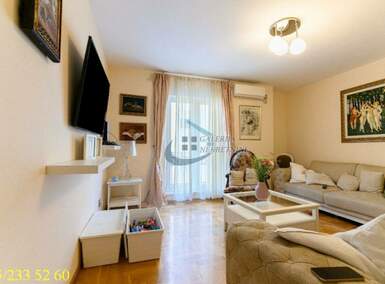 Trosoban stan, Beograd, Lekino Brdo, prodaja, 80m2, 304000e, id1431038