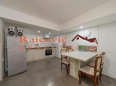 Dvoiposoban stan, Beograd, Centar, prodaja, 43m2, 118000e, id1432024