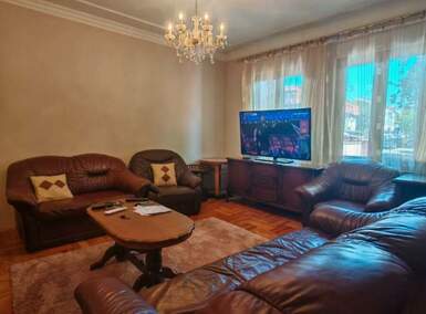 Trosoban stan, Beograd, Cvetkova pijaca , izdavanje, 107m2, 1000e, id1432623