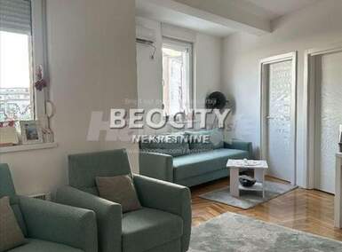 Trosoban stan, Beograd,  	Vojvode Vlahovića, prodaja, 48m2, 135000e, id1432655