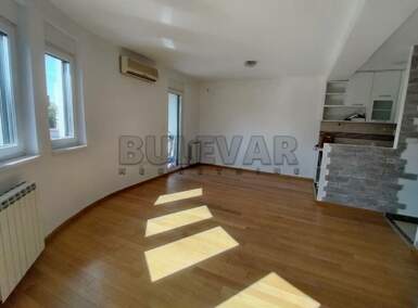 Dvoiposoban stan, Kragujevac, Centar, izdavanje, 63m2, 350e, id1433736