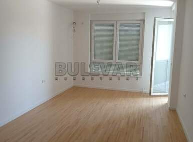 Dvoiposoban stan, Niš, Ledena stena, izdavanje, 61m2, 350e, id1434146