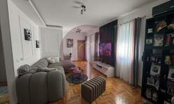 Trosoban stan, Beograd, Vojvode Vlahovića, prodaja, 70m2, 183500e, id1318571