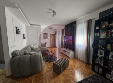 Trosoban stan, Beograd, Vojvode Vlahovića, prodaja, 70m2, 183500e, id1318571