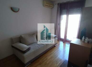 Jednoiposoban stan, Niš, Bulevar Nemanjica, izdavanje, 33m2, 300e, id1435265