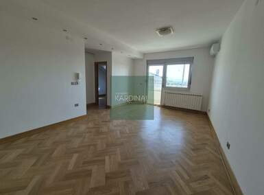 Jednosoban stan, Jagodina, prodaja, 45m2, 73200e, id1431469