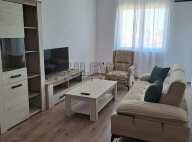 Trosoban stan, Kragujevac, Vašarište, izdavanje, 76m2, 600e, id1258824