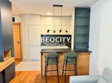 Poslovni prostor / Lokal, Novi Sad, Centar, izdavanje, 54m2, 1000e, id1436544
