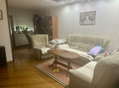 Stan, Beograd, Petlovo Brdo, prodaja, 199m2, 227000e, id1436553
