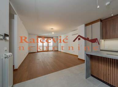 Trosoban stan, Beograd, Hram, prodaja, 101m2, 495000e, id1442176