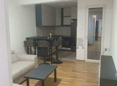 Jednoiposoban stan, Niš, Centar, izdavanje, 40m2, 400e, id1442189