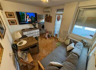 Jednoiposoban stan, Niš, Centar, izdavanje, 40m2, 390e, id1443402
