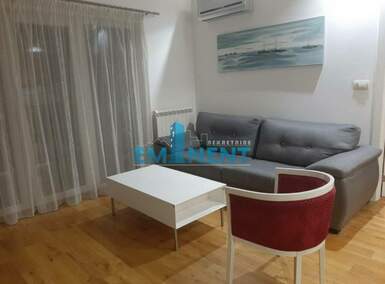Trosoban stan, Beograd, Gornji Grad, izdavanje, 78m2, 990e, id856890