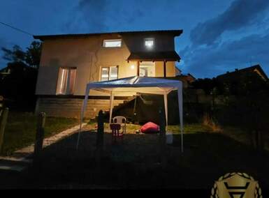 Kuca, Beograd, Surčin (mesto), izdavanje, 160m2, 1200e, id1447731