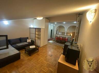 Trosoban stan, Beograd, Cvetkova pijaca , izdavanje, 85m2, 650e, id1448063