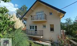 Kuca, Beograd, Mala Moštanica, izdavanje, 68m2, 250e, id1448144