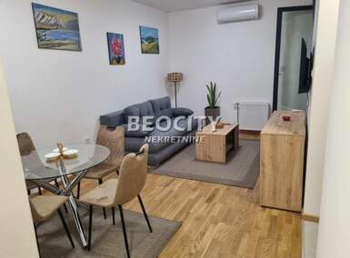 Jednosoban stan, Novi Sad, Centar, izdavanje, 35m2, 400e, id1448256