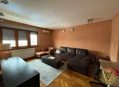 Dvosoban stan, Beograd, Kalenić, izdavanje, 72m2, 700e, id1448328