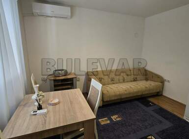 Kuca, Niš, Durlan, izdavanje, 40m2, 270e, id1448342