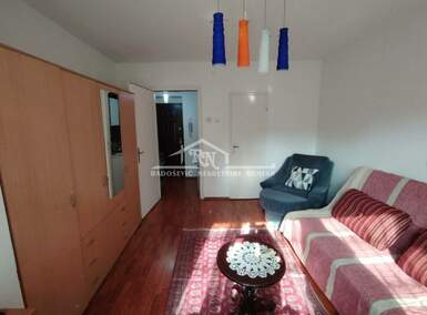 Garsonjera, Beograd, Klinički Centar, izdavanje, 21m2, 450e, id1448674