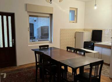 Stan, Stara Pazova, izdavanje, 260m2, 1e, id1449296