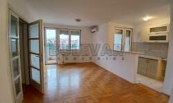 Dvoiposoban stan, Niš, Bulevar Nemanjića, izdavanje, 72m2, 350e, id1449313