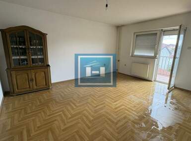 Trosoban stan, Jagodina, prodaja, 73m2, 95000e, id1449461