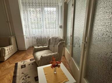 Dvoiposoban stan, Niš, Bulevar Nemanjića, izdavanje, 64m2, 350e, id1451391