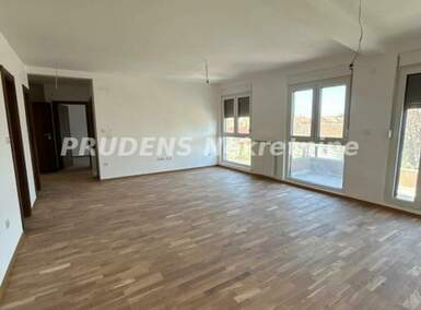 Trosoban stan, Pančevo, prodaja, 76m2, 117800e, id1452010