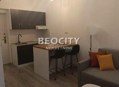 Jednosoban stan, Novi Sad, Centar, izdavanje, 28m2, 350e, id1452617